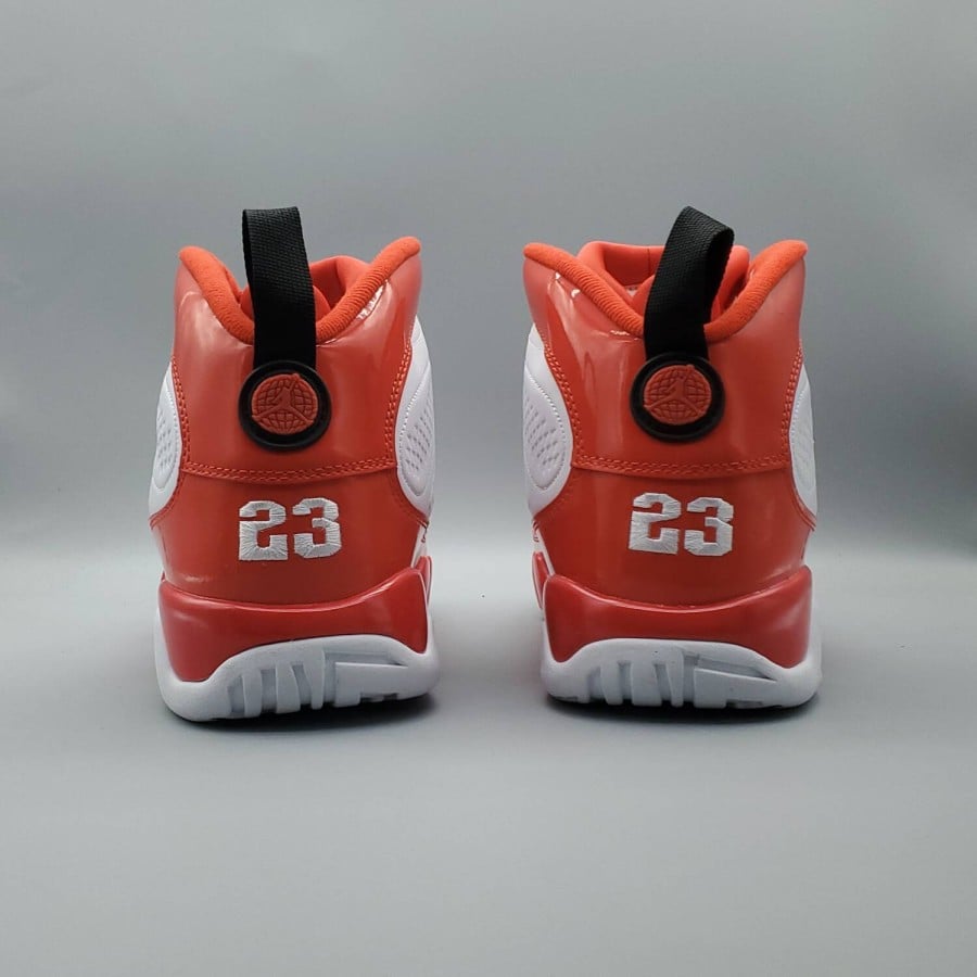 Air Jordan 9 Retro 