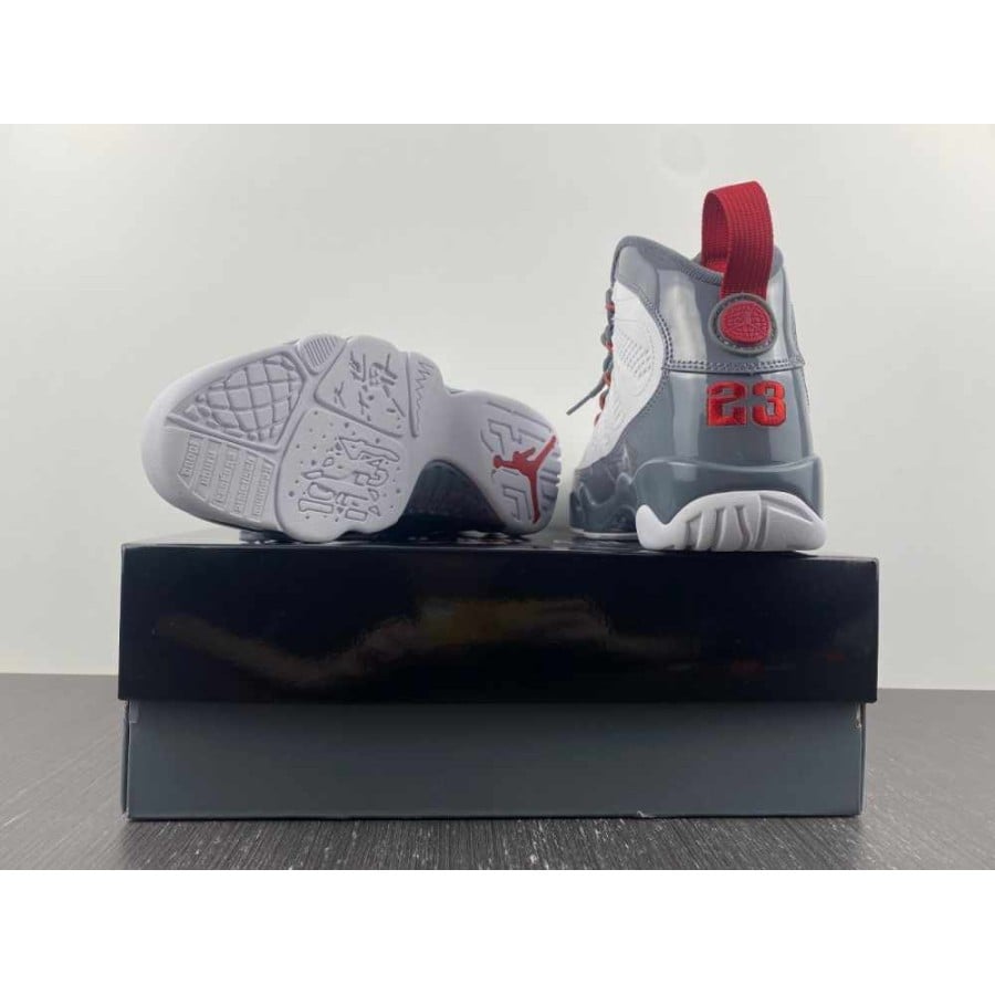 Air Jordan 9 Retro 
