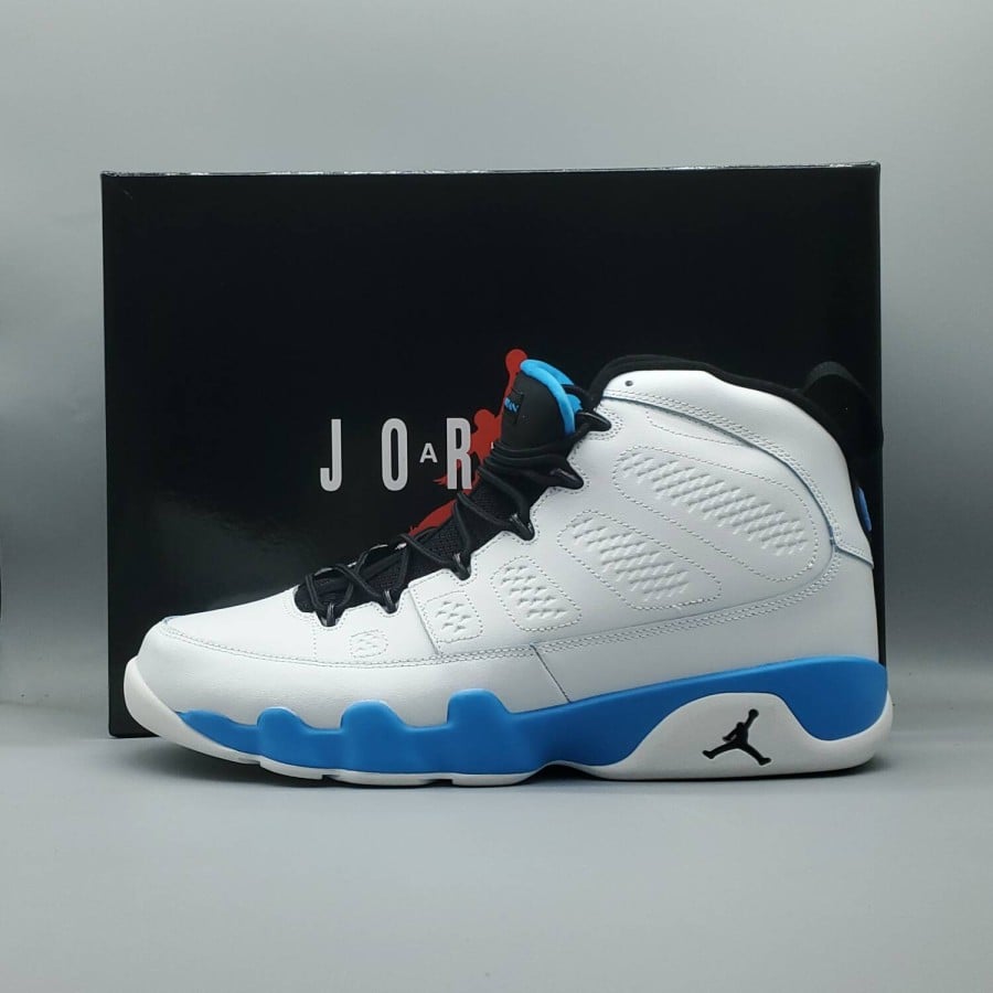 Air Jordan 9 Retro 