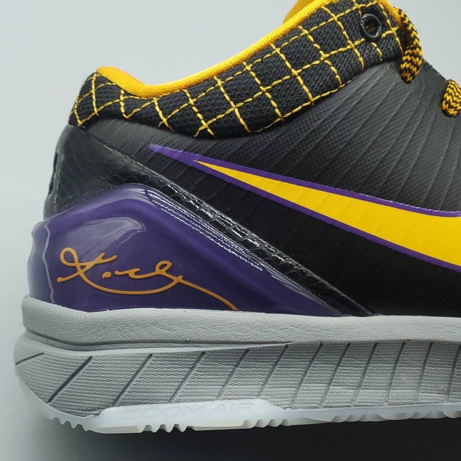 Zoom Kobe 4 Protro 
