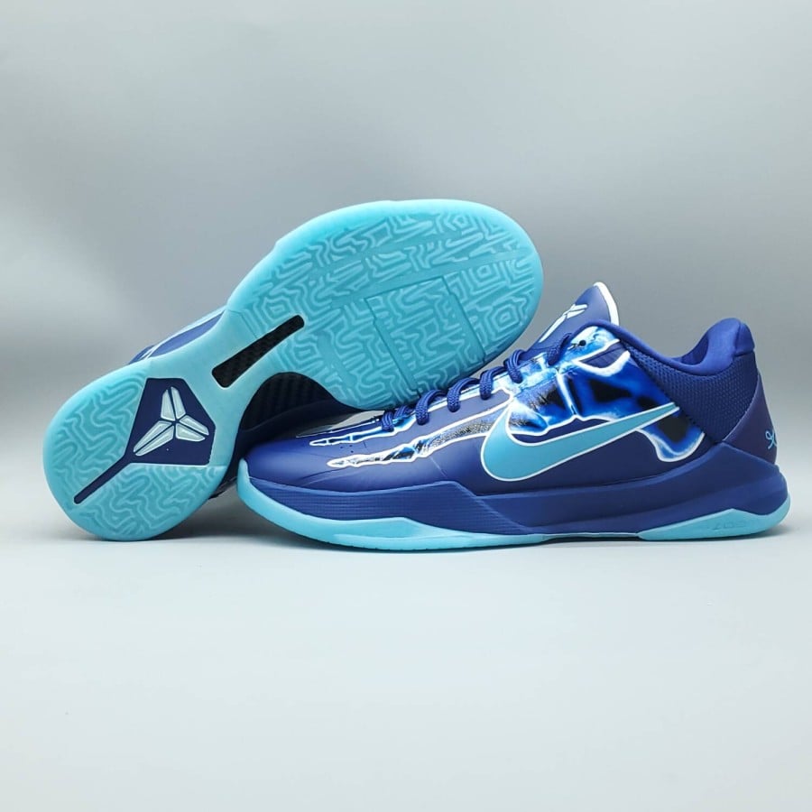 Zoom Kobe 5 Protro 