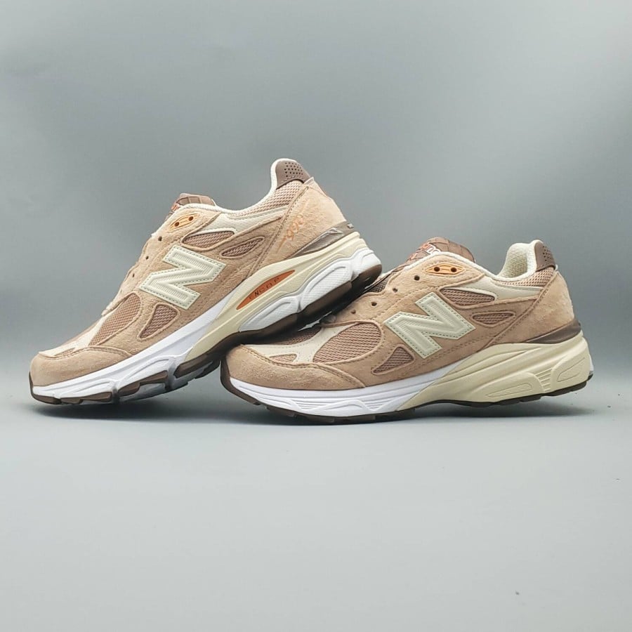 size? x 990v3 Made in USA 