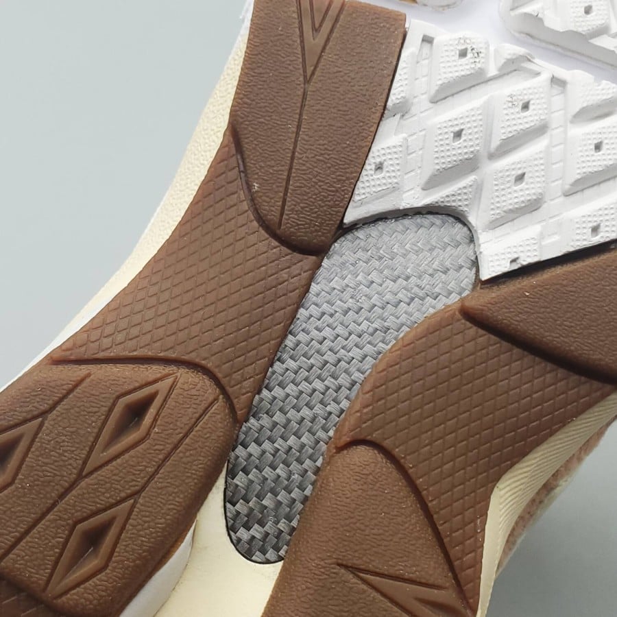 size? x 990v3 Made in USA 