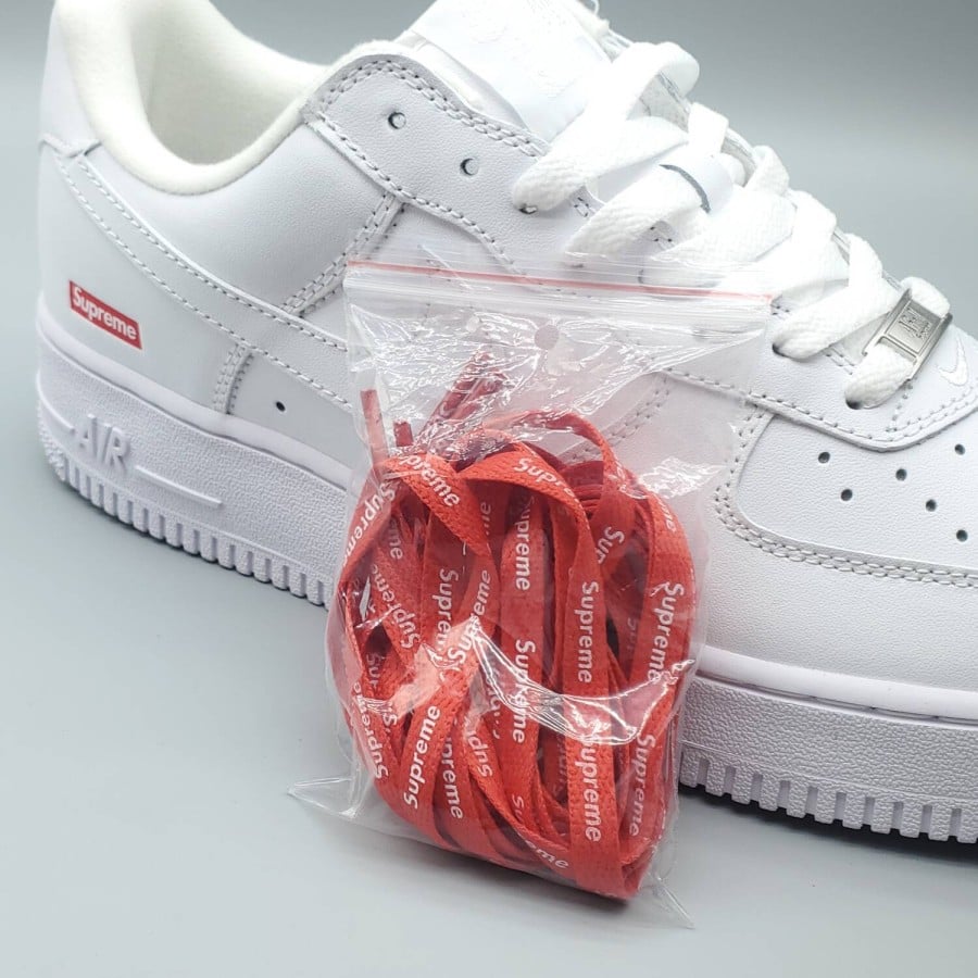 Supreme x Air Force 1 Low 