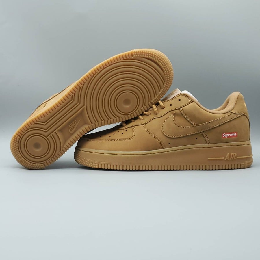 Supreme x Air Force 1 Low SP 