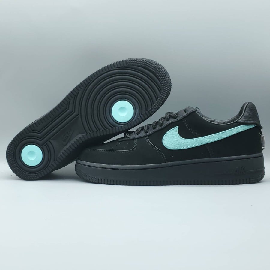 Tiffany & Co. x Air Force 1 Low 