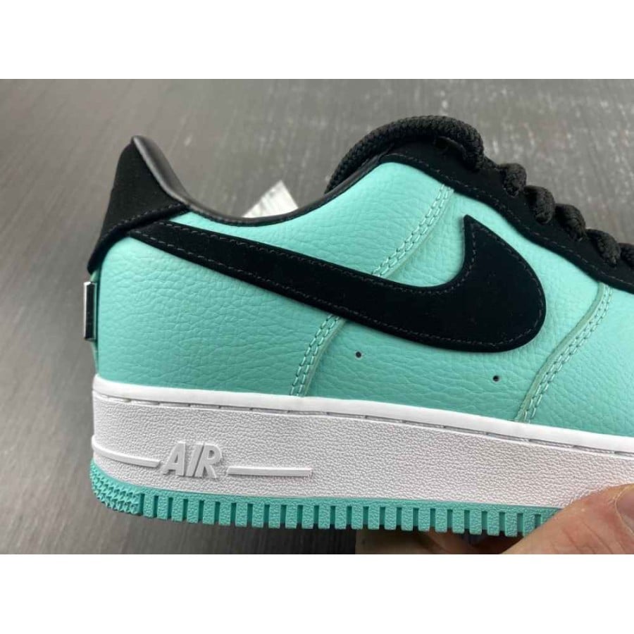 Tiffany & Co. x Air Force 1 Low 