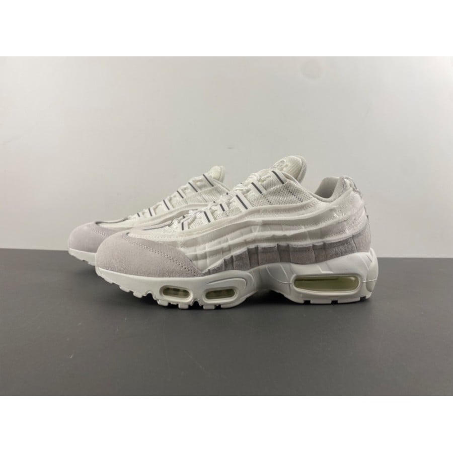 Comme des Garçons x Air Max 95 