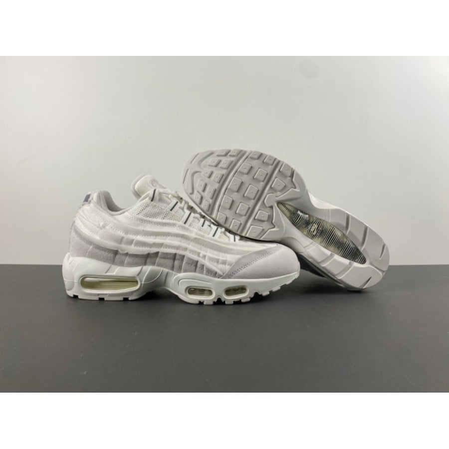 Comme des Garçons x Air Max 95 