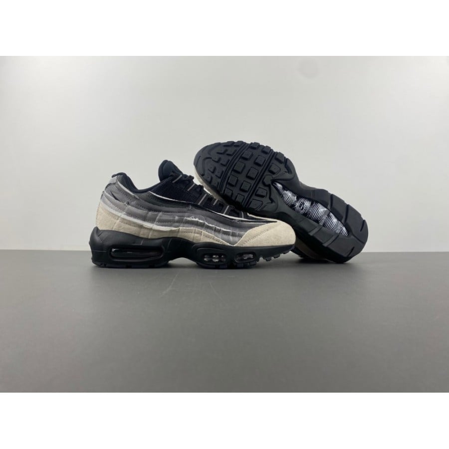 Comme des Garçons x Air Max 95 