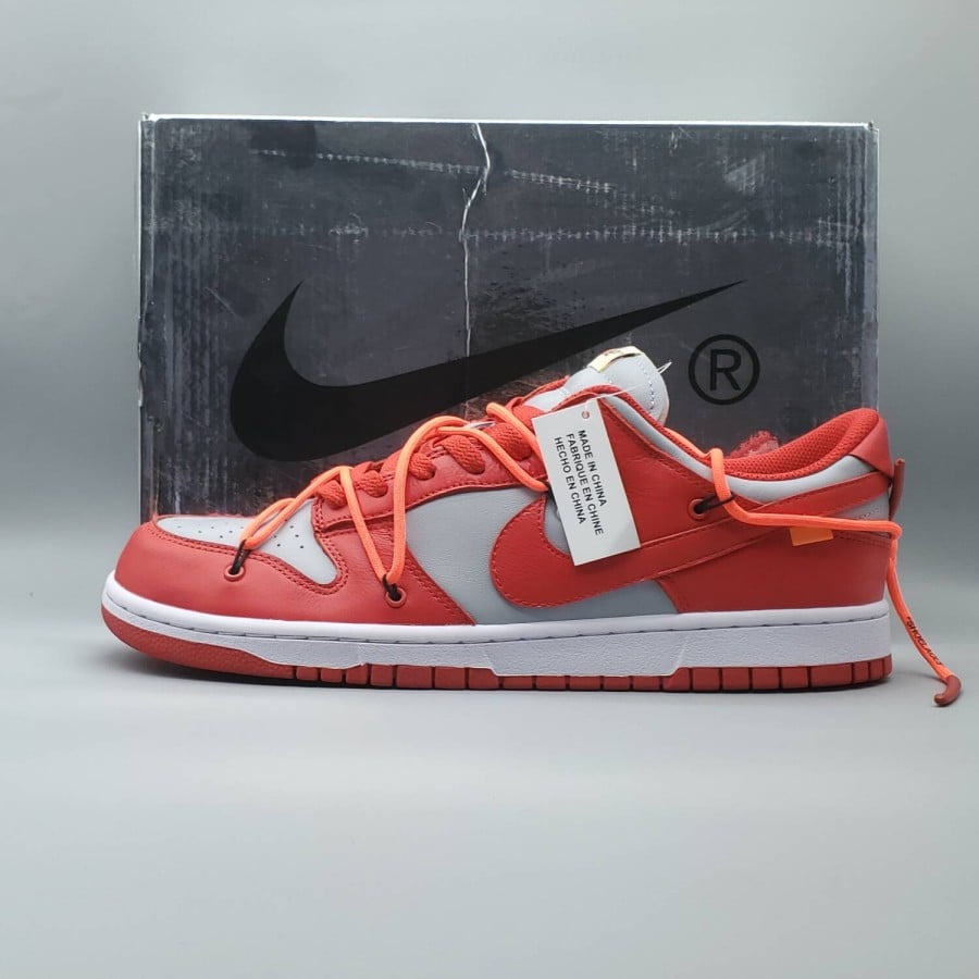 Off-White x Dunk Low 
