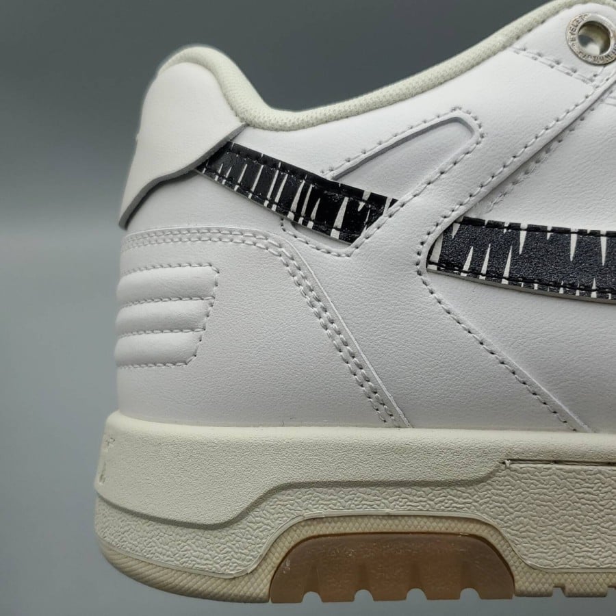Off-White Out of Office Low 