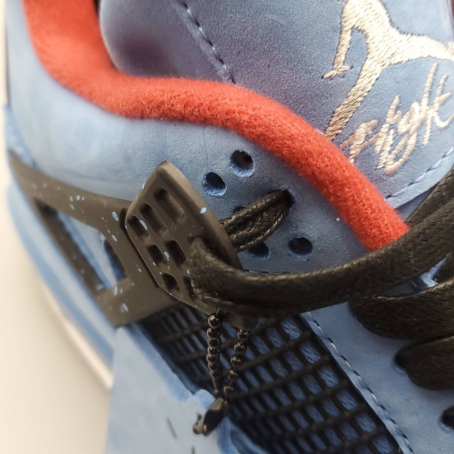 Travis Scott x Air Jordan 4 Retro 