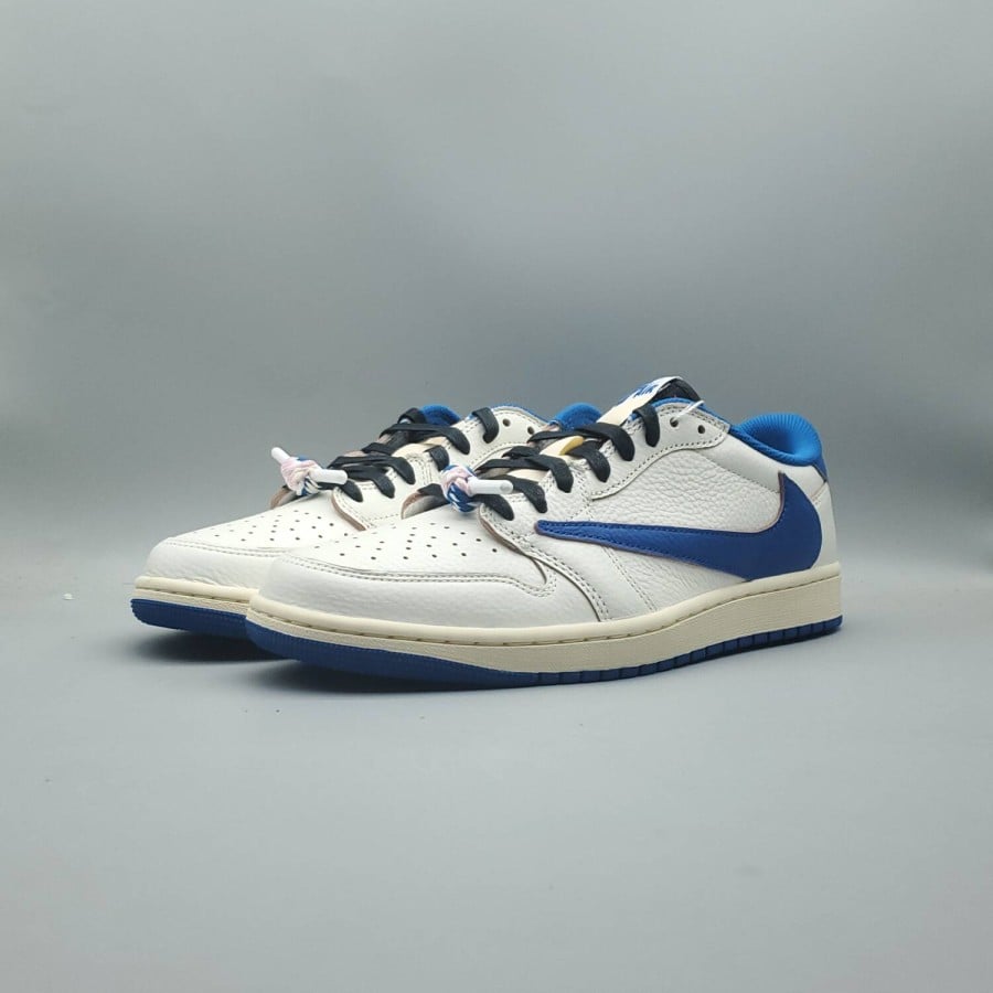 Fragment Design x Travis Scott x Air Jordan 1 Retro Low OG SP 