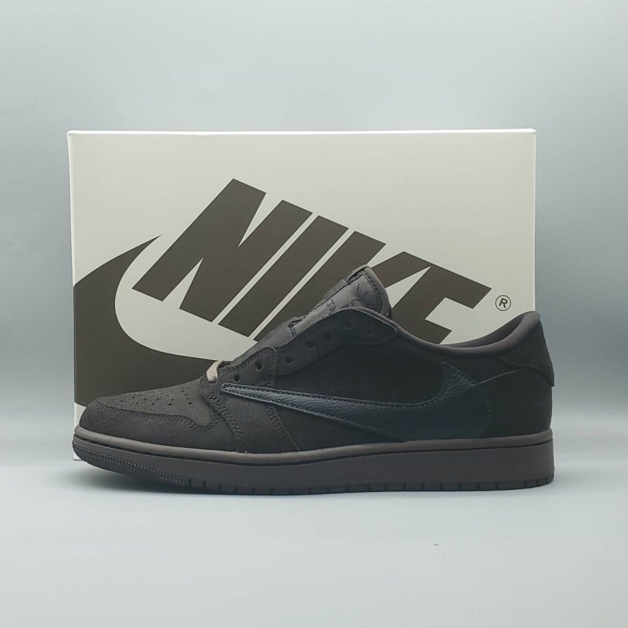 Travis Scott x Air Jordan 1 Low OG SP 