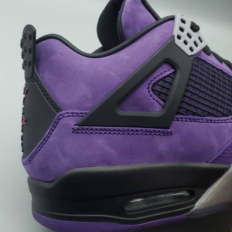 Travis Scott x Air Jordan 4 Retro 